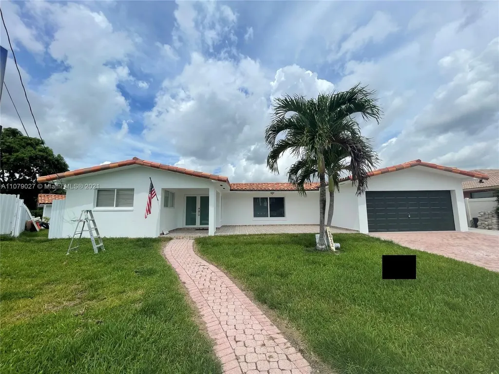 2922 Cleveland Street Hollywood FL 33020