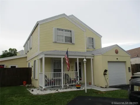 10028 SW 223rd Lane Cutler Bay FL 33190