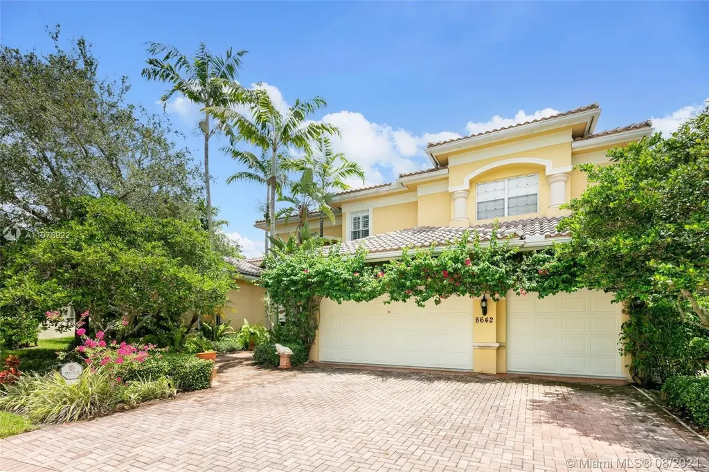 8642 Yellow Rose Court Boynton Beach FL 33473