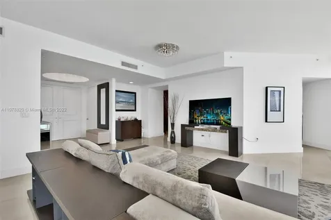 18101 Collins Avenue Sunny Isles Beach FL 33160
