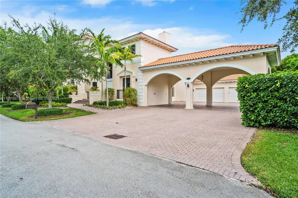 18788 SW 79th Avenue Cutler Bay FL 33157