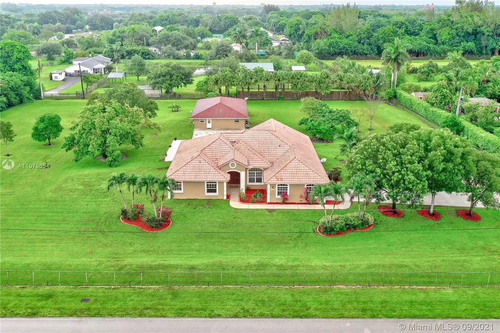 12851 Luray Road Southwest Ranches FL 33330
