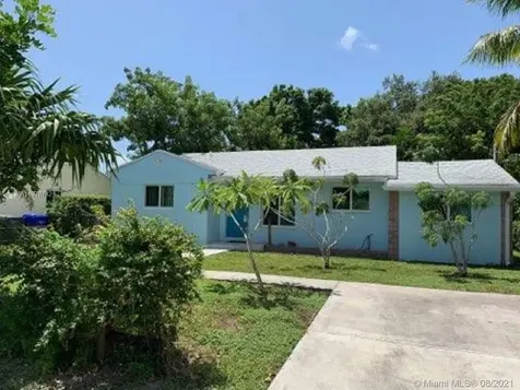 2630 Arthur Street Hollywood FL 33020