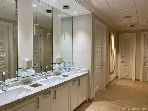 791 Crandon Boulevard Key Biscayne FL 33149
