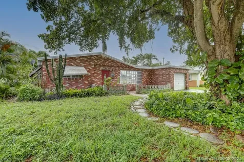 3995 NW 37th Terrace Lauderdale Lakes FL 33309