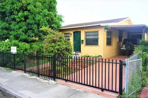 2130 NW 1st Terrace Miami FL 33125