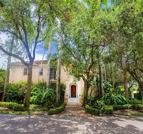 7667 SW 52nd Avenue Miami FL 33143