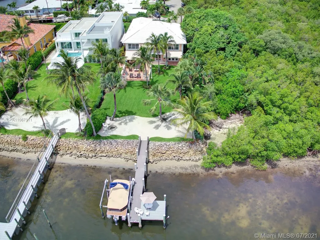 9353 SE Yardarm Terrace Hobe Sound FL 33455