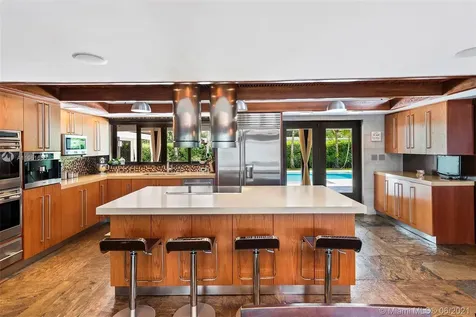7550 SW 60th Street Miami FL 33143