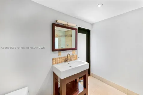 7550 SW 60th Street Miami FL 33143