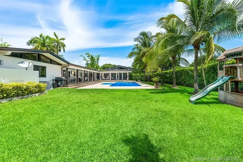 7550 SW 60th Street Miami FL 33143