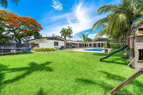 7550 SW 60th Street Miami FL 33143