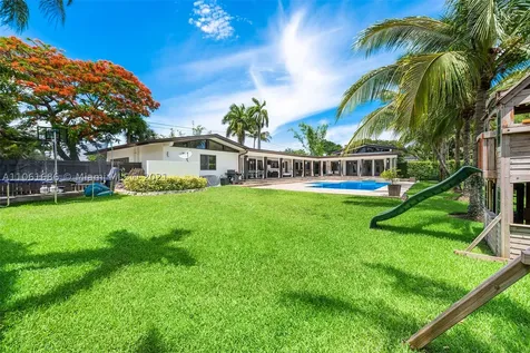 7550 SW 60th Street Miami FL 33143