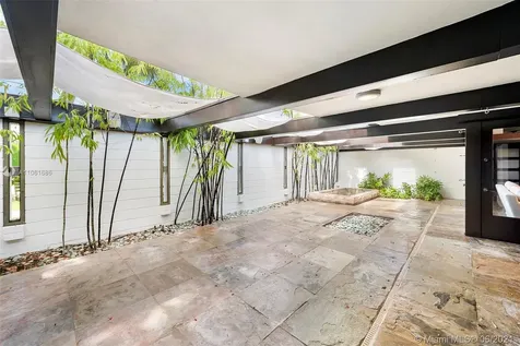 7550 SW 60th Street Miami FL 33143