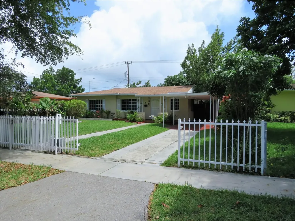 842 NE 160th Street North Miami Beach FL 33162