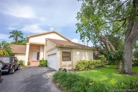 4317 SW 148th Avenue Court Miami FL 33185