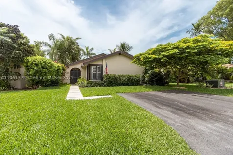 9144 SW 132nd Lane Miami FL 33176