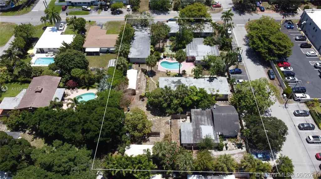 1499 NE 32nd Street Oakland Park FL 33334