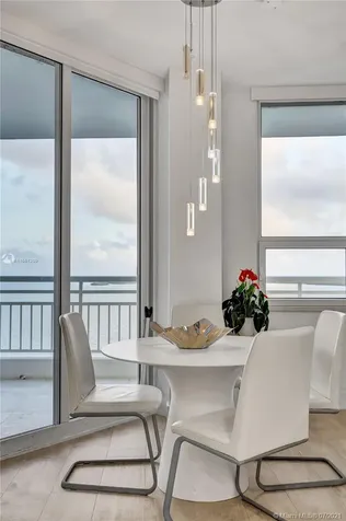 808 Brickell Key Drive Miami FL 33131