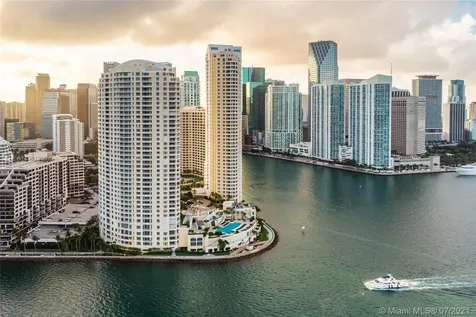 808 Brickell Key Drive Miami FL 33131