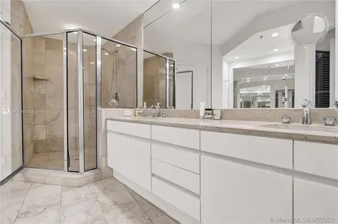808 Brickell Key Drive Miami FL 33131