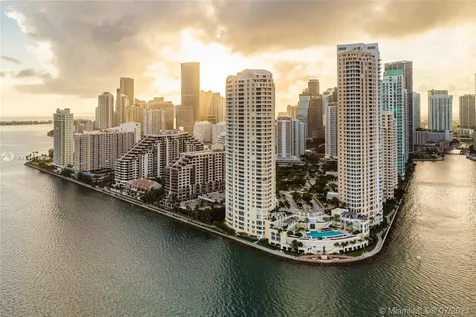 808 Brickell Key Drive Miami FL 33131