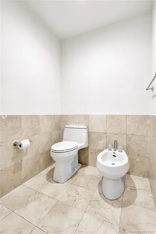 808 Brickell Key Drive Miami FL 33131