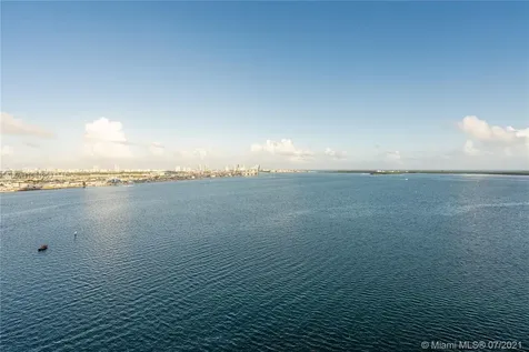 808 Brickell Key Drive Miami FL 33131