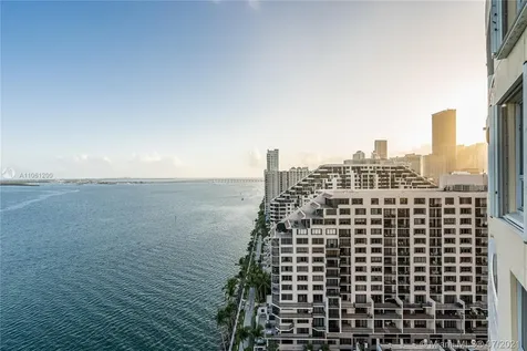 808 Brickell Key Drive Miami FL 33131