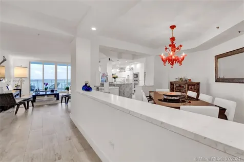 808 Brickell Key Drive Miami FL 33131