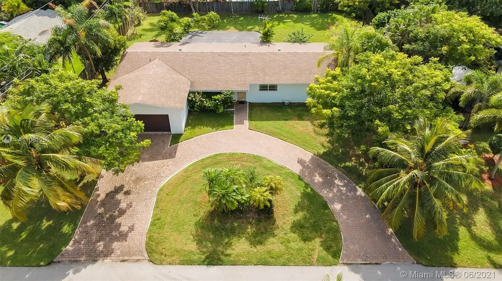 14550 SW 98th Court Miami FL 33176