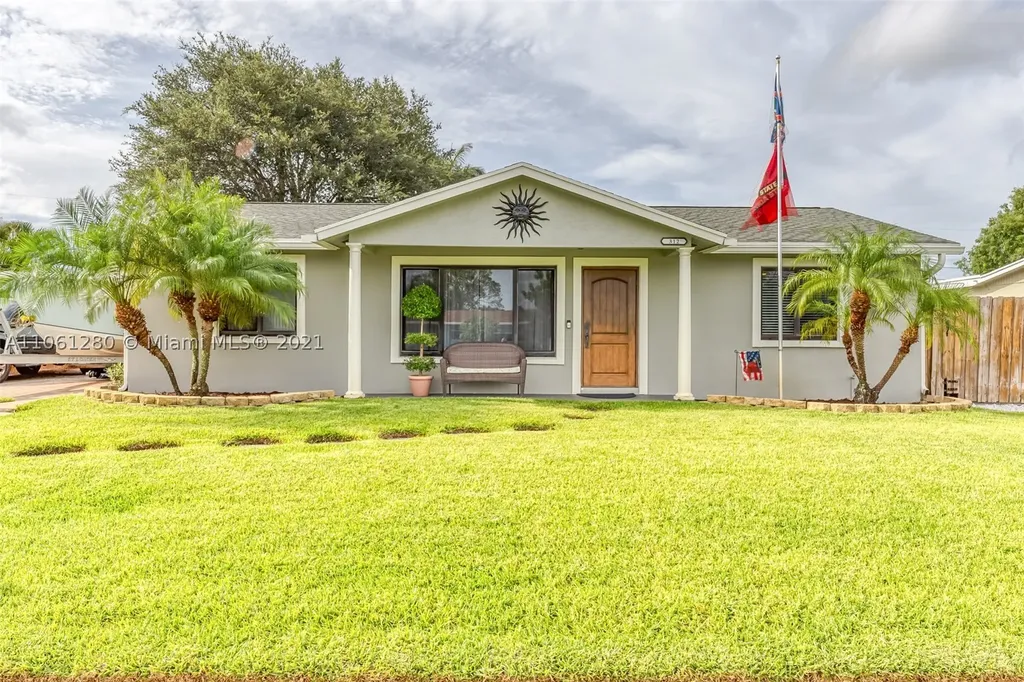 312 Riverdale Road Palm Springs FL 33461