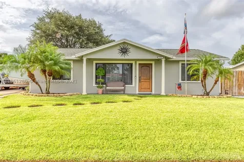 312 Riverdale Road Palm Springs FL 33461