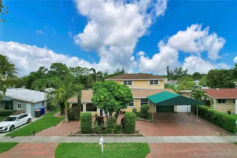 3840 SW 31st Street West Park FL 33023