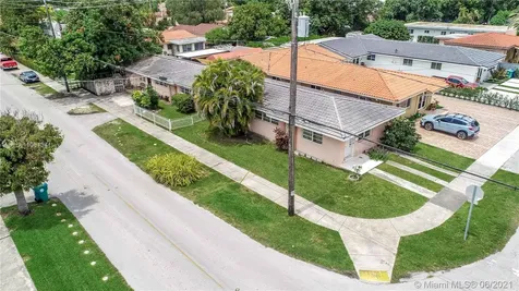 2350 SW 36th Avenue Miami FL 33145