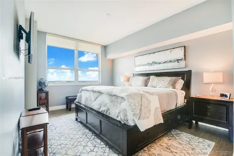 19501 W Country Club Drive Aventura FL 33180