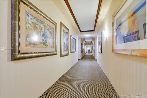 19501 W Country Club Drive Aventura FL 33180