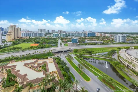 19501 W Country Club Drive Aventura FL 33180