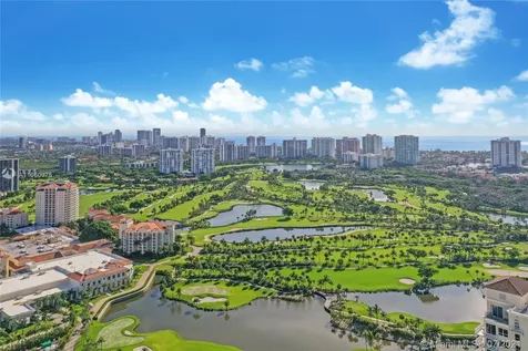 19501 W Country Club Drive Aventura FL 33180