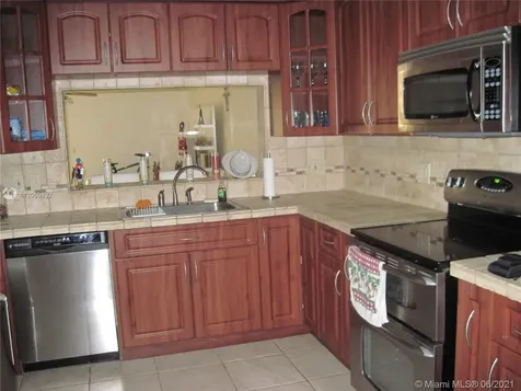 1130 NW 99th Avenue Pembroke Pines FL 33024