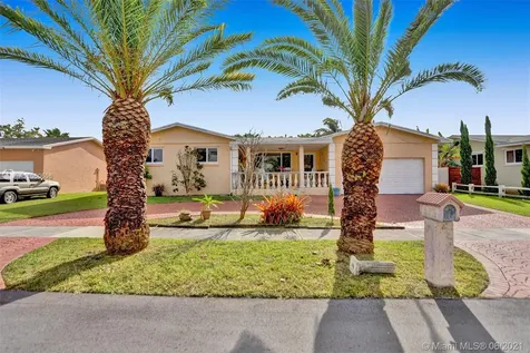 20251 SW 92nd Avenue Cutler Bay FL 33189