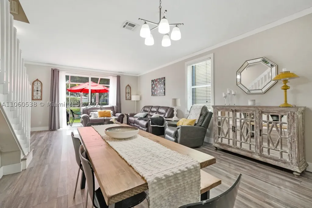 2338 Pasadena Way Weston FL 33327
