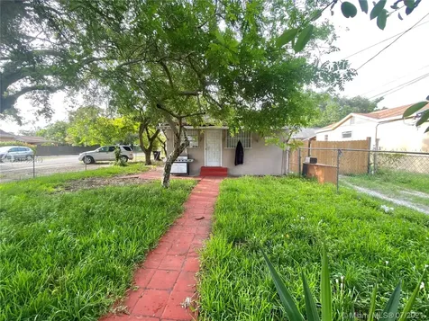 2785 NW 30th Street Miami FL 33142