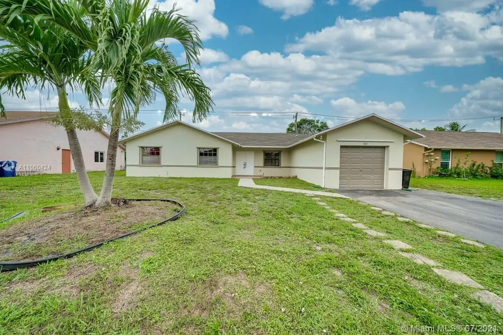 8611 NW 44th Court Lauderhill FL 33351