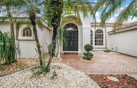 273 Landings Boulevard Weston FL 33327