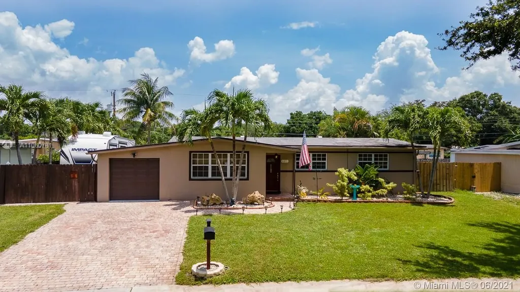 6843 NW 14th Street Plantation FL 33313