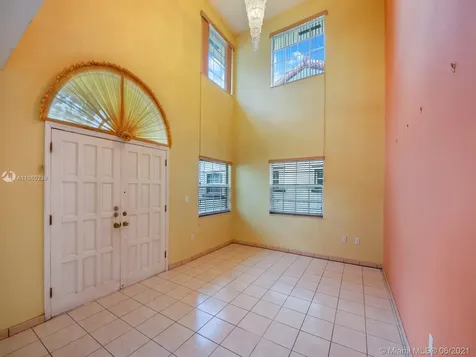 911 SW 57th Avenue Coral Gables FL 33144