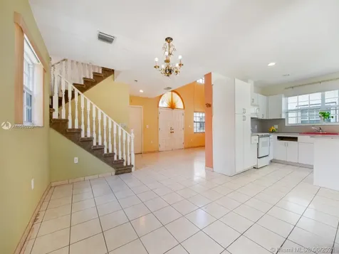 911 SW 57th Avenue Coral Gables FL 33144