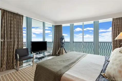 1500 Ocean Drive Miami Beach FL 33139