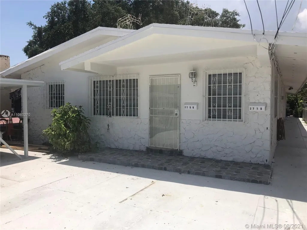 2708 NW 23rd Avenue Miami FL 33142